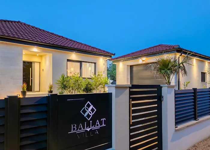 빌라 Ballat